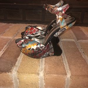 Women’s Unique Heel